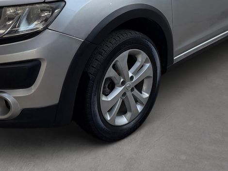 Renault SANDERO STEPWAY Flex 1.6 16V 5p