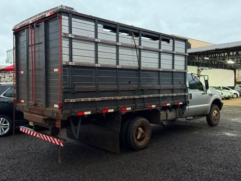 FORD F-4000 TURBO CUMMINS 2p (diesel)