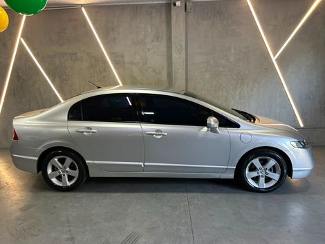 Honda Civic Sedan LXS 1.8/1.8 Flex 16V Mec. 4p