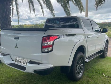 Mitsubishi L200 Sport HPE 2.5 4x4 CD DTI Dies. Aut.
