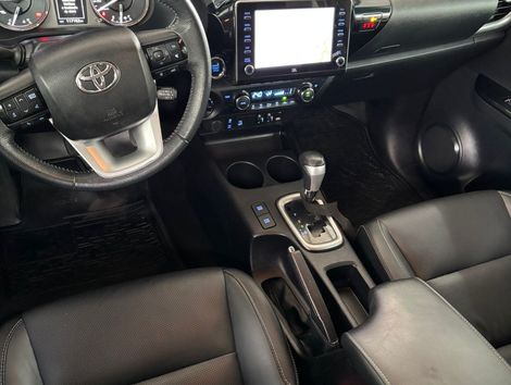 Toyota Hilux CD SRX 4x4 2.8 TDI 16V Diesel Aut.