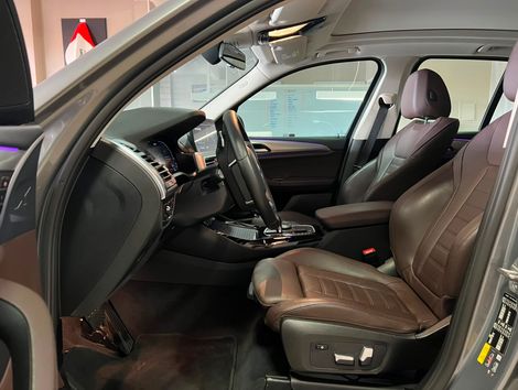 BMW X3 XDRIVE 30e X-Line Turbo Aut. (Híb.)