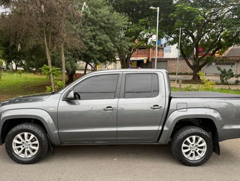 VolksWagen AMAROK Trendline CD 2.0 TDI 4X4 Dies Aut