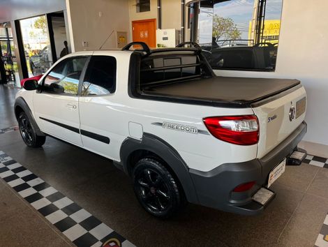 Fiat Strada Freedom 1.4 Flex 8V CD