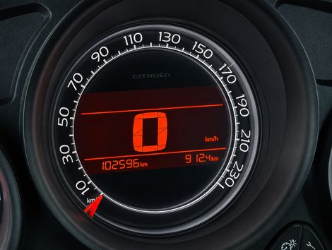 Citroën C4 LOUNGE Tendance 2.0 Flex 4p Aut.