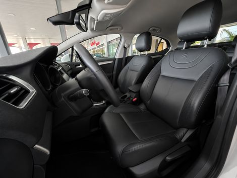 Citroën C4 LOUNGE Tendance 2.0 Flex 4p Aut.