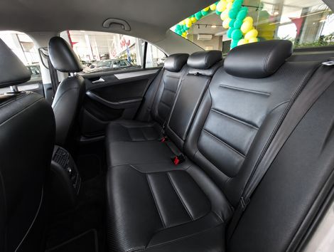 VolksWagen JETTA Comfortline 1.4 TSI 16V 4p Aut.