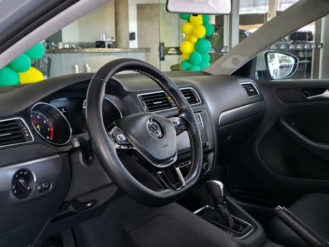VolksWagen JETTA Comfortline 1.4 TSI 16V 4p Aut.