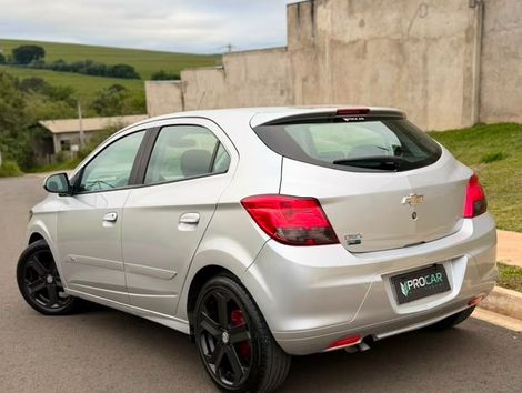 Chevrolet ONIX HATCH Joy 1.0 8V Flex 5p Mec.