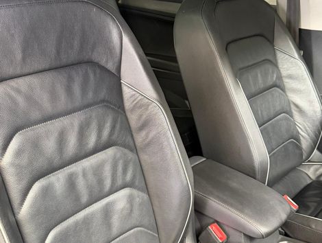 VolksWagen TIGUAN Allspac Comf 250 TSI 1.4 Flex
