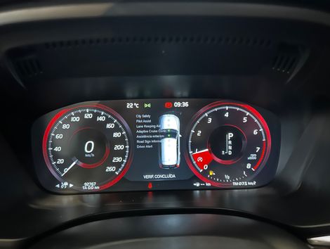 Volvo VOLVO XC60 2.0 T5 MOM