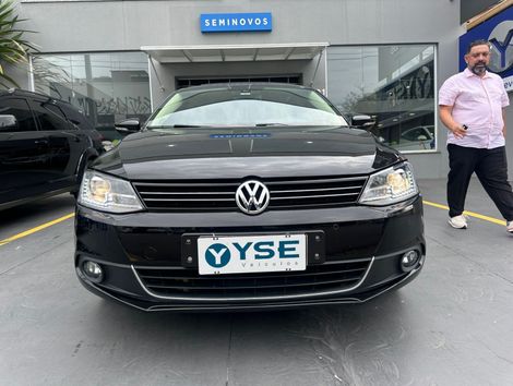 VolksWagen JETTA Highline 2.0 TSI 16V 4p Tiptronic