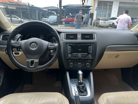 VolksWagen JETTA Highline 2.0 TSI 16V 4p Tiptronic