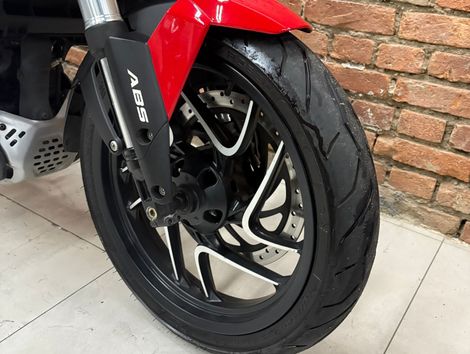 BAJAJ DOMINAR 400 