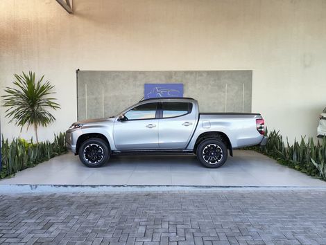 Mitsubishi L200 Triton HPE 3.2 CD TB Int.Diesel Aut