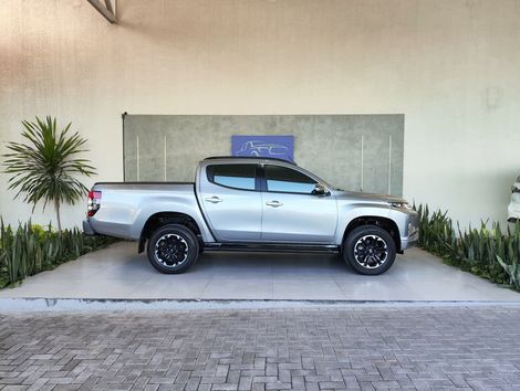 Mitsubishi L200 Triton HPE 3.2 CD TB Int.Diesel Aut