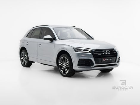 Audi Q5 Black 2.0 TFSI Quattro S tronic