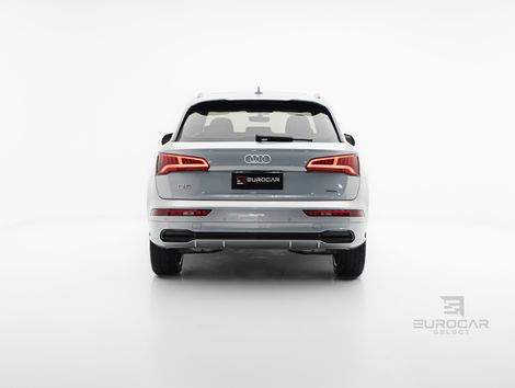 Audi Q5 Black 2.0 TFSI Quattro S tronic