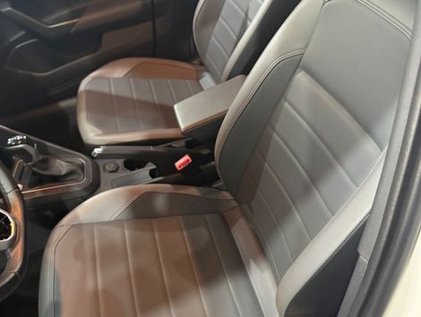 VolksWagen Nivus Highline 1.0 200 TSI Flex Aut.