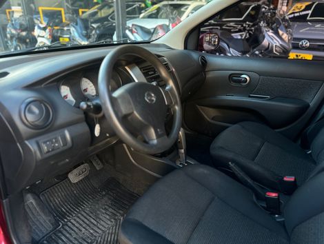 Nissan LIVINA S 1.8 16V Flex Fuel Aut.