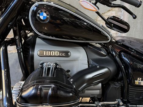 BMW R 18