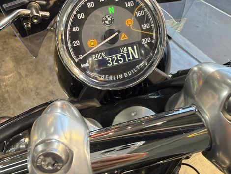 BMW R 18