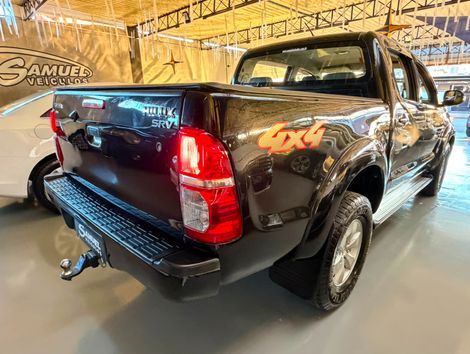 Toyota Hilux CD SRV 4x4 2.7 Flex 16V Aut.