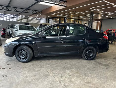 Peugeot 207 Sedan Passion XR 1.4 Flex 8V 4p