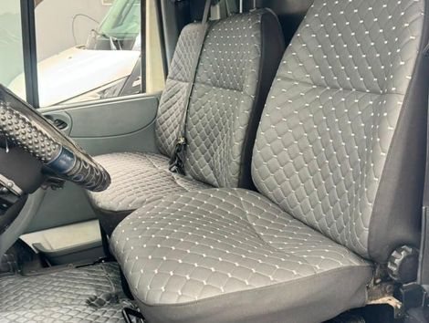 Ford TRANSIT Furgão 3330 2.4 TDCI Curto Dies.