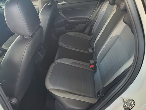 VolksWagen Nivus Highline 1.0 200 TSI Flex Aut.
