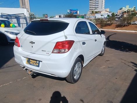 Chevrolet ONIX HATCH Joy 1.0 8V Flex 5p Mec.
