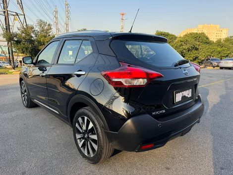 Nissan KICKS SL 1.6 16V FlexStar 5p Aut.