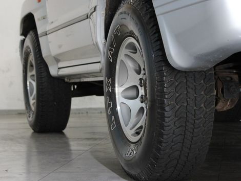 Mitsubishi Pajero GLS 3.0 V6 2p Mec.