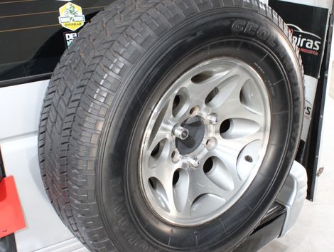 Mitsubishi Pajero GLS 3.0 V6 2p Mec.