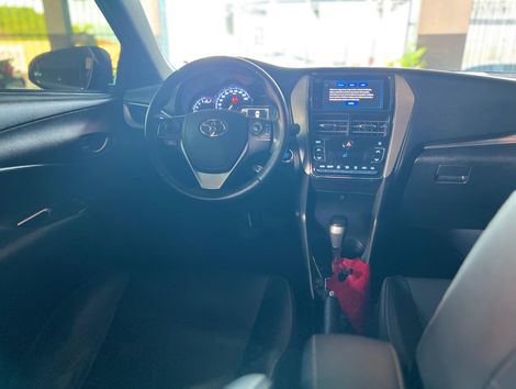 Toyota YARIS XLS Connect 1.5 Flex 16V 5p Aut.