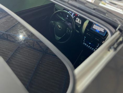 Toyota YARIS XLS Connect 1.5 Flex 16V 5p Aut.