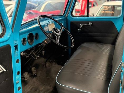 Ford F-75