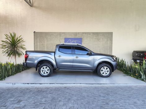 Nissan Frontier XE CD 4x4 2.3 Bi-TB Diesel Aut.
