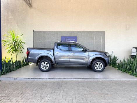Nissan Frontier XE CD 4x4 2.3 Bi-TB Diesel Aut.
