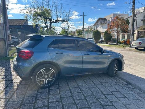 Mercedes CLA-250 Sport 4MATIC 2.0 16V 211cv Aut.