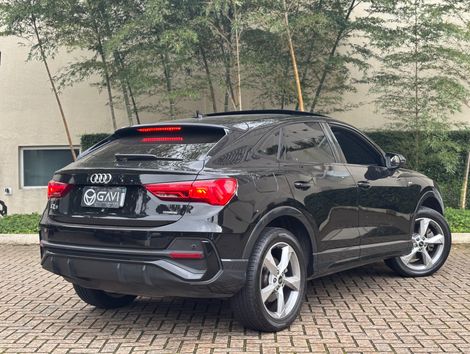 Audi Q3 SPB Perf. Black 2.0 TFSI Tipt. Quat.