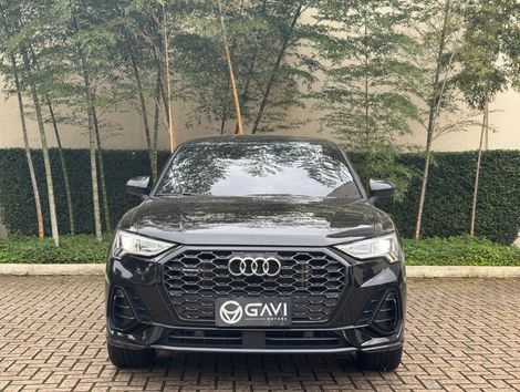Audi Q3 SPB Perf. Black 2.0 TFSI Tipt. Quat.