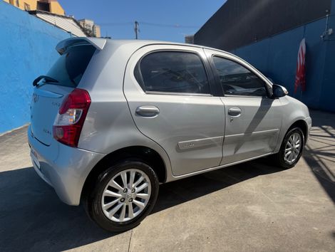 Toyota ETIOS XLS 1.5 Flex 16V 5p Mec.