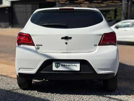 Chevrolet ONIX HATCH LT 1.0 8V FlexPower 5p Mec.