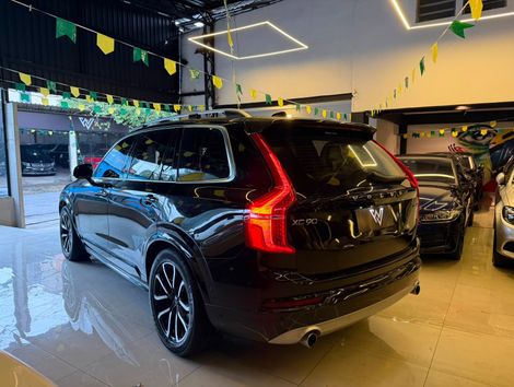 Volvo XC 90 D-5 MOMENTUM 2.0 235cv Diesel 5p