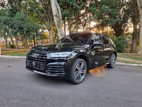 Audi Q5 Black 2.0 TFSI Quattro S tronic