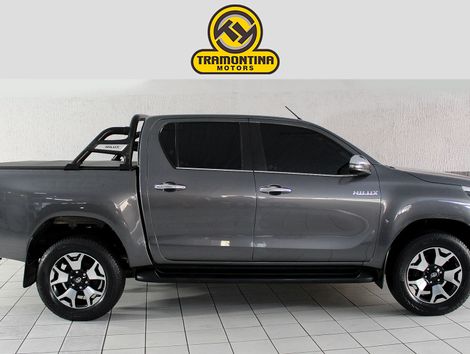 Toyota Hilux CD SRX 4x4 2.8 TDI 16V Diesel Aut.