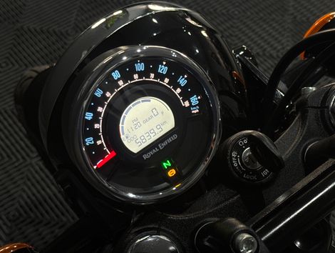 Royal Enfield Meteor 350 Fireball 