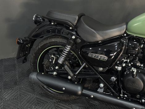 Royal Enfield Meteor 350 Fireball 