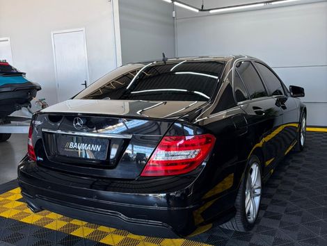 Mercedes C-180 CGI Sport 1.6 TB 16V 156cv Aut.
